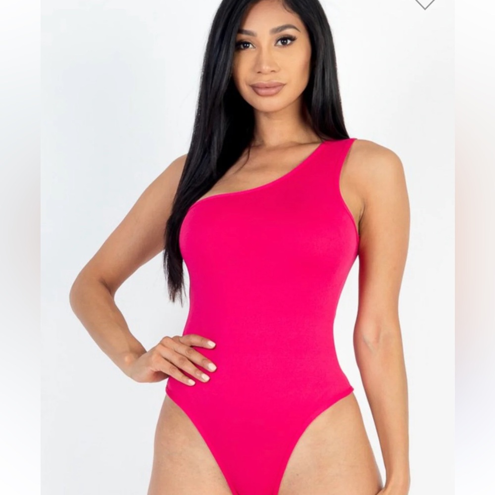 F21 One-Shoulder Hot Pink Bodysuit